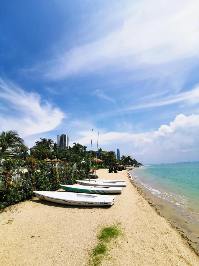 Forest City Marina Hotel Gelang Patah Exteriér fotografie